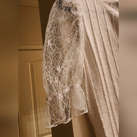 Liquid by Sioni Top Size Small - Picture 5 of 6